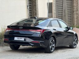 Hyundai ELANTRA 2022/2023