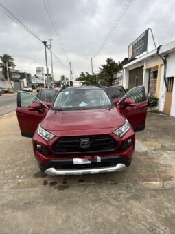 
										TOYOTA RAV4 TRAIL 2021 plein									
