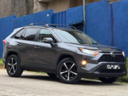 TOYOTA RAV4 XLE AWD 2021/22
