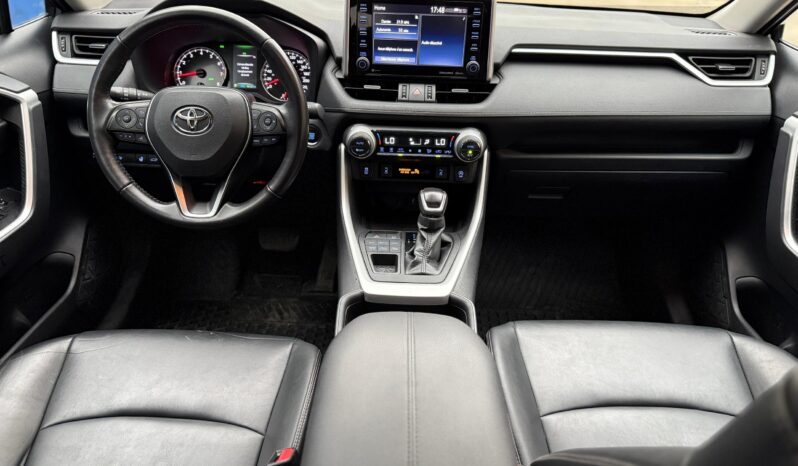 
								TOYOTA RAV4 XLE AWD 2021/22 plein									
