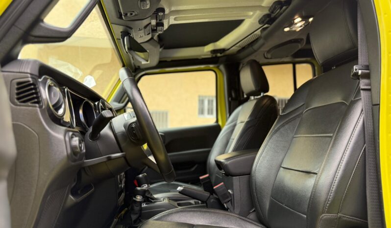 
								JEEP WRANGLER SAHARA 2023/24 plein									