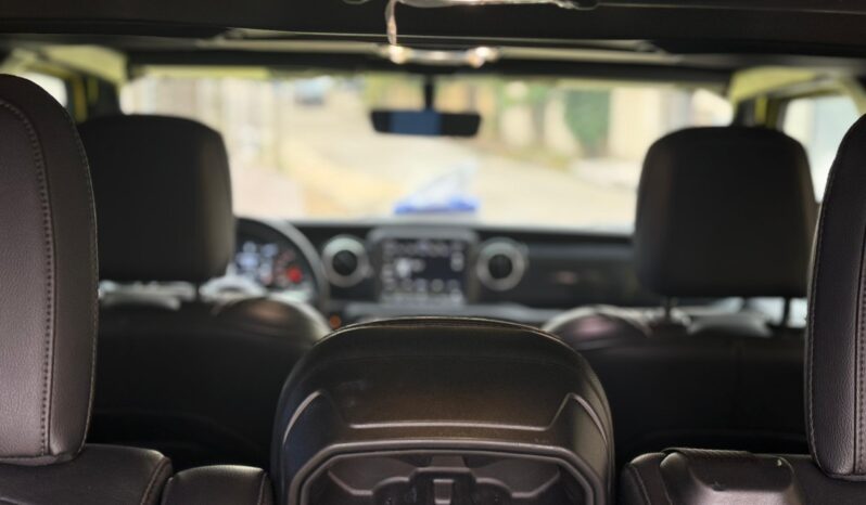 
								JEEP WRANGLER SAHARA 2023/24 plein									